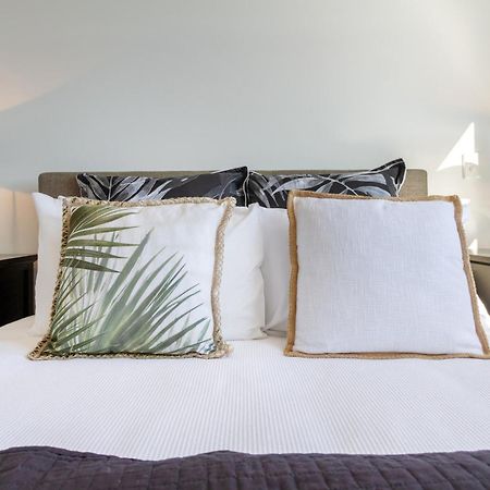 Central Escape On Cashel Street 2 Bed 2 Bath Christchurch Eksteriør billede