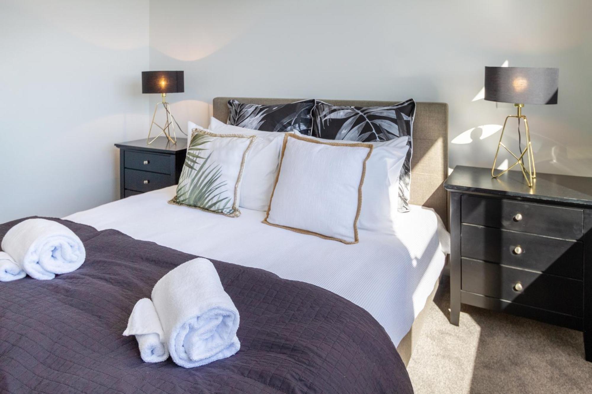 Central Escape On Cashel Street 2 Bed 2 Bath Christchurch Eksteriør billede